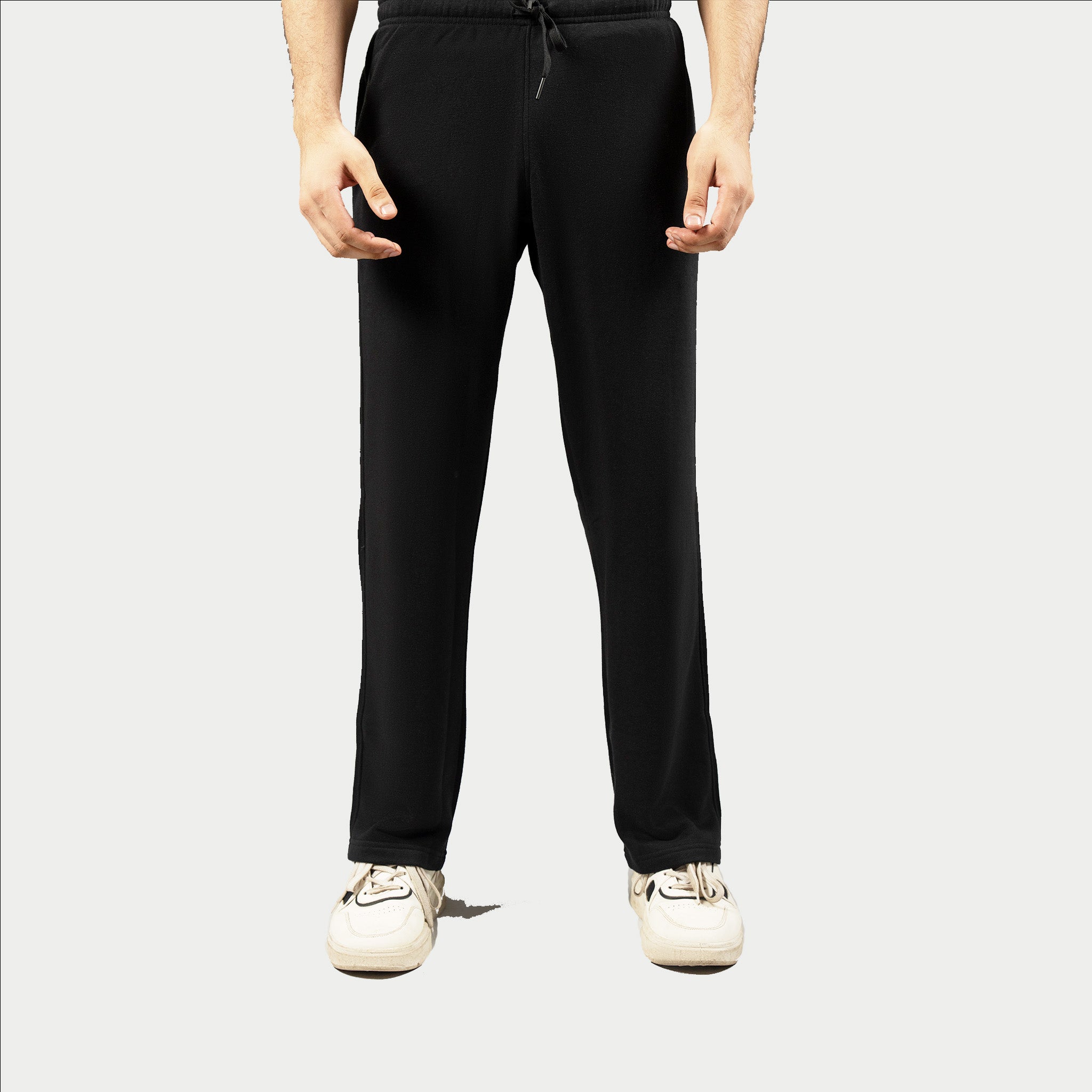 Base Straight Fit - Black